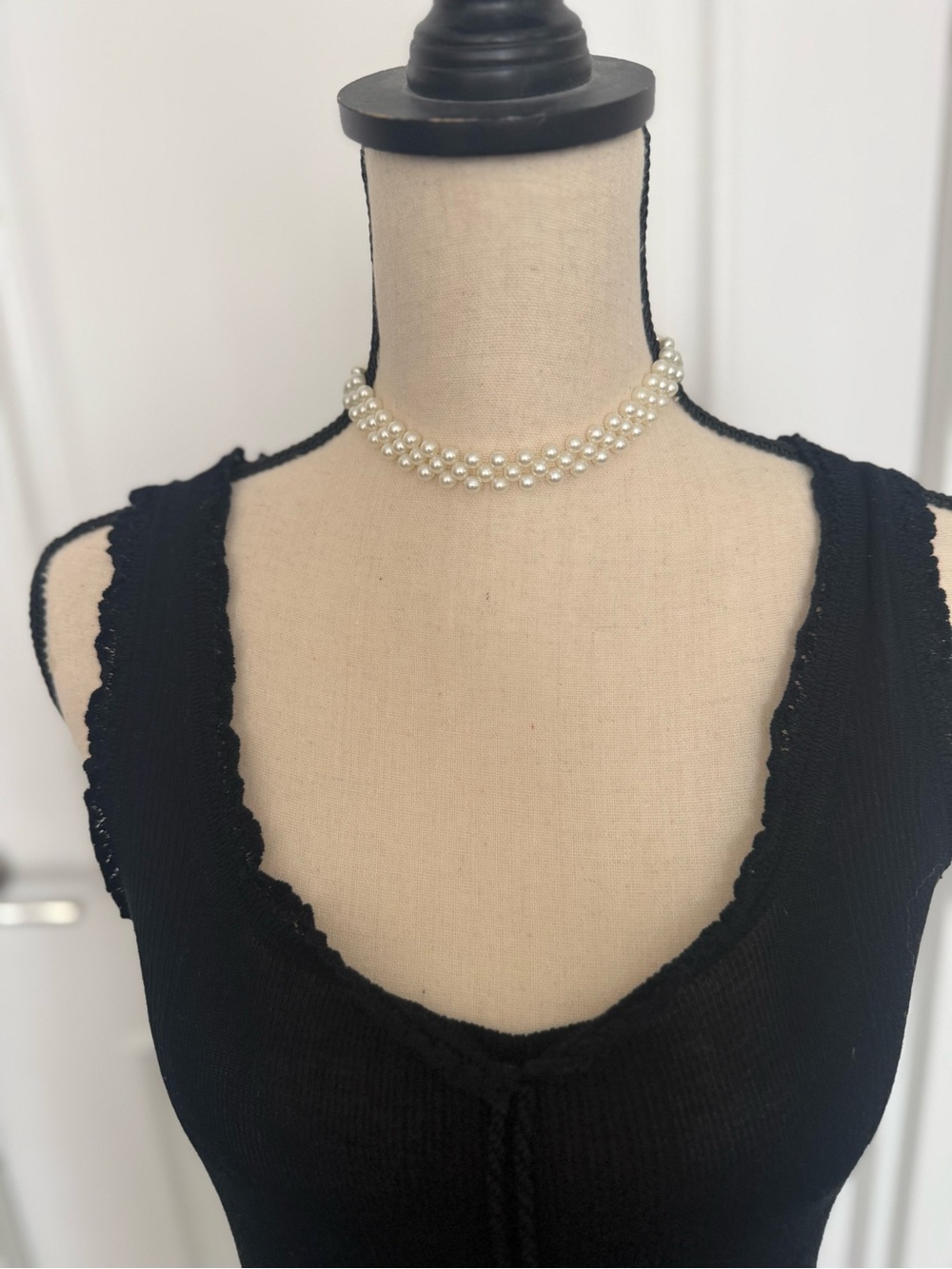Gucci Black Knit Sleeveless Tank with Tie Detail - Picture 4 of 8